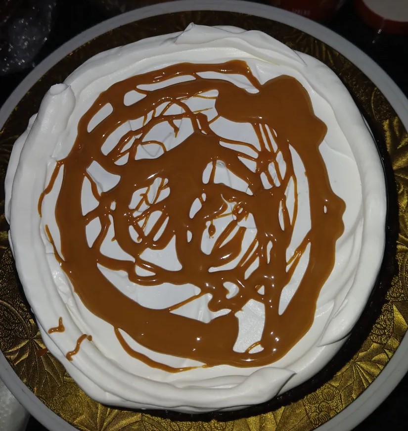 Biscotti Topping Cake